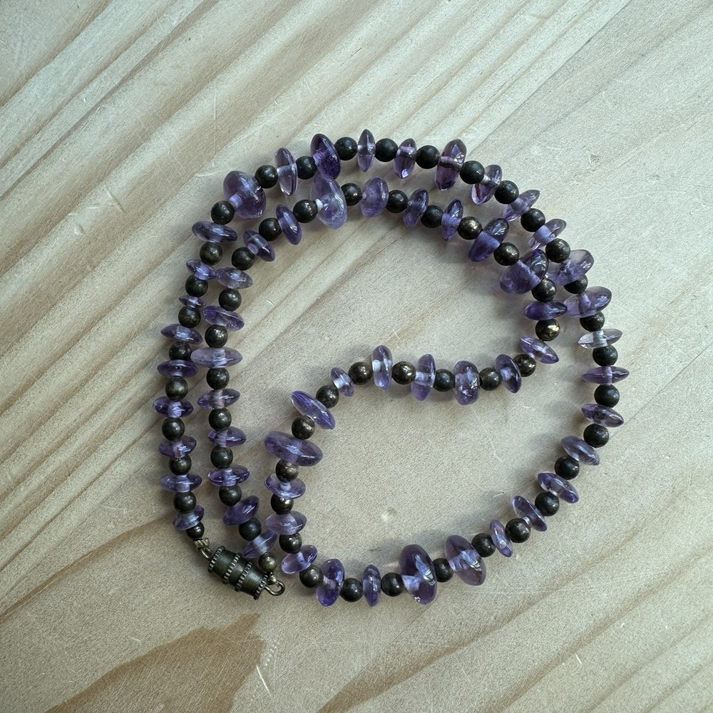 Vintage Artisan Beaded Necklace 16 Inch Choker Purple Amethyst‎ Quartz Barrel